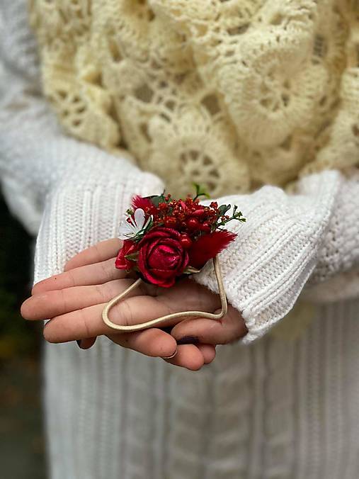Kvetinová gumička "čakám na lásku"