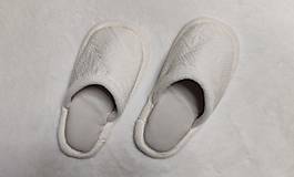 Ponožky, pančuchy, obuv - Biele papučky - 12757124_