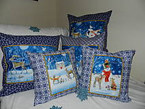 Úžitkový textil - Vianočný vankúš modrý väčší - sánky so srnkou - 12763924_