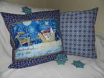 Úžitkový textil - Vianočný vankúš modrý väčší - sánky so srnkou - 12763930_