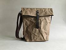 Pánske tašky - Pánska crossbody taška (s hnedým koženým popruhom) - 12765652_