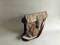 Pánske tašky - Pánska crossbody taška (s hnedým koženým popruhom) - 12765658_