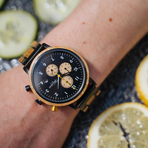 Náramky - Drevené hodinky Gin Gold Black - 12781270_