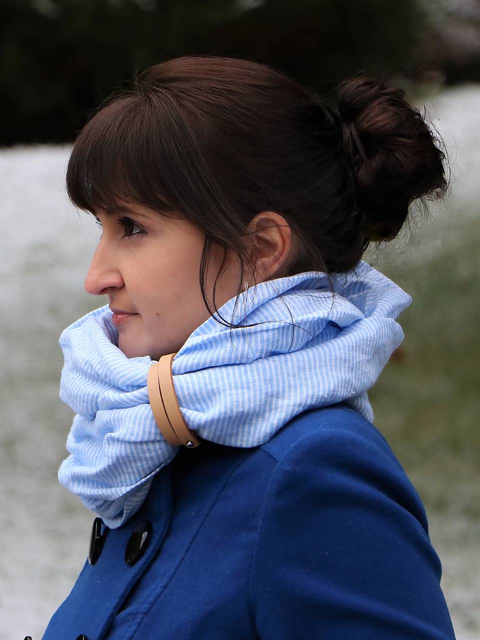 Štýlový unisex ľanový nákrčník svetlo modrý pásik