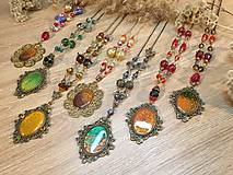 Náhrdelníky - Vintage medailóny v rôznych farebných prevedeniach (Zelený) - 12796115_