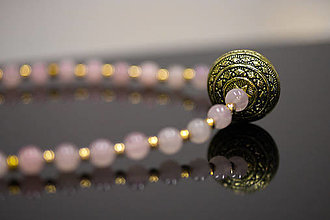 Náhrdelníky - náhrdelník z ruženínu - 12796946_