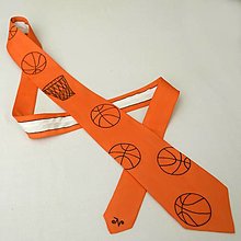 Pánske doplnky - Oranžová kravata s basketbalovými míči a košem 12082105 - 12800314_