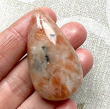 Minerály - Slnečný kameň kabošon / mix tvarov SL1 (č.5) - 12802369_