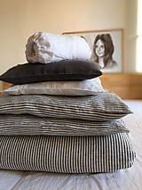 Úžitkový textil - Ľanové posteľné obliečky Julianna (Tmavošedý pásik 200x220cm 2xvankúš 70x90cm) - 12809423_