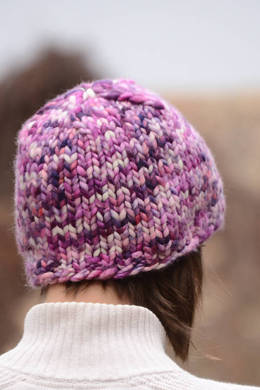 Čiapky, čelenky, klobúky - Dámska čiapka FLOW, 100% merino (Fialová strakatá) - 12812941_