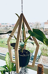 Nábytok - Drevený visiaci stojan na rastliny z kolekcie “Olaf" - 12817616_