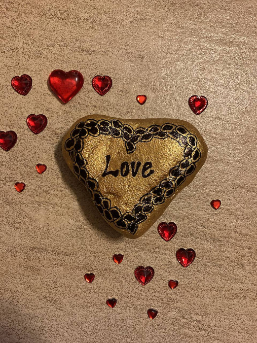 Dekorácie - Maľovaný kameň - LOVE❤️ - 12822040_