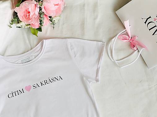 Topy, tričká, tielka - Dámske tričko s krátkym rukávom "Cítim❤️sa krásna" - biele - 12827393_