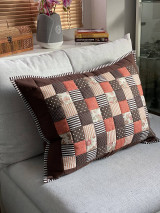 Úžitkový textil - Veľký vankúš  patchwork 70 x 55 cm Tehlová s čokoladovou - 12825860_