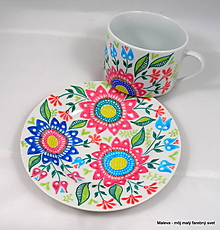Nádoby - porcelánová šálka Kvetinové ornamenty (ružová+modrá+zelená) - 12825401_