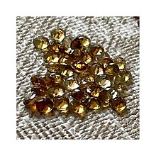Minerály - Turmalín brúsený kruh / 2-2,5mm (Žlto - medený turmalín) - 12833112_