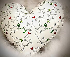Úžitkový textil - Vankúš - Valentínske srdiečko- vtáčiky - 12876404_
