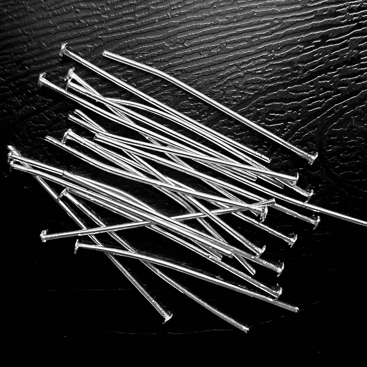 Ketlovací nit-postriebrený