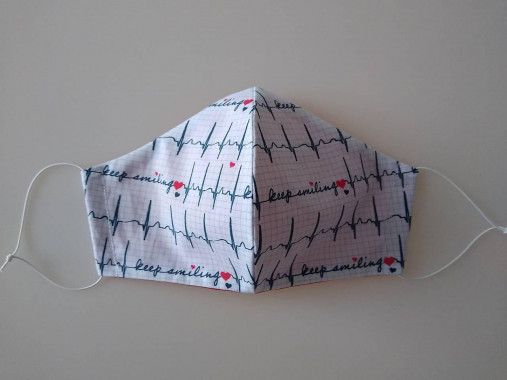 Dizajnové rúško EKG biele tvarované dvojvrstvové