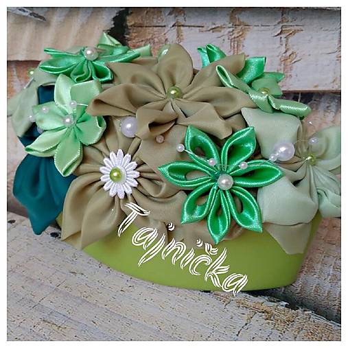 Dekorácie - Zelená ikebanka v kvetináči VÝPREDAJ - 12906592_