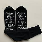 Maľované ponožky nápisom "Milujem život, pretože mi dal TEBA...Milujem Teba, pretože si môj život" (S BIELYM NÁPISOM)