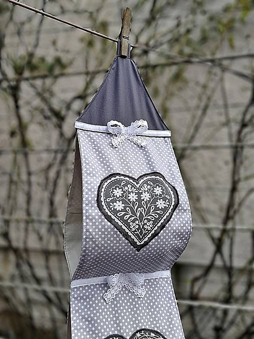 Úžitkový textil - Zásobník na toaletný papier GRAY so ♡ - 12911495_