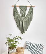 Makramé závesná dekorácia ROMANTIC  (Eukalyptovo zelená)