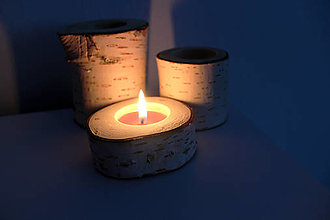 Svietidlá a sviečky - Drevené svietniky - 12916400_