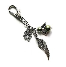 Kľúčenky - Kľúčenka "krídlo" s anjelikom (oliva) - 12919987_