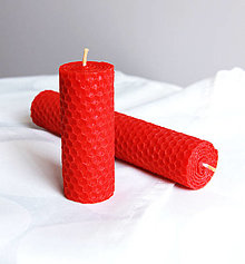 Sviečky - sviečka -včelí vosk - červená rôzne veľkosti - 12924092_