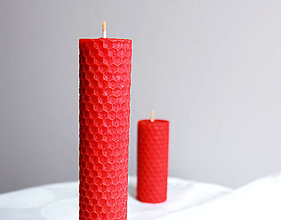 Sviečky - sviečka -včelí vosk - červená rôzne veľkosti (12 cm) - 12924094_