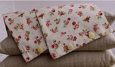 Úžitkový textil - FILKI návliečka na šupkový vankúš dĺžky 30 cm (ruže na smotanovej) - 12926461_