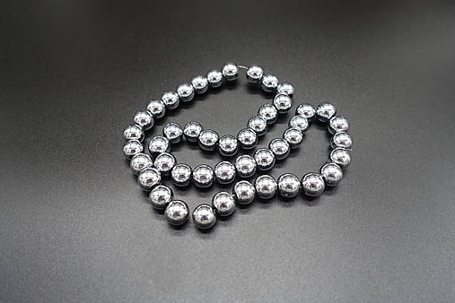 Minerály - Hematit 10mm (šnúra) / Výpredaj (2) - 12947444_