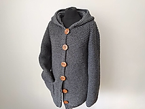 Pletený tmavosivý sveter