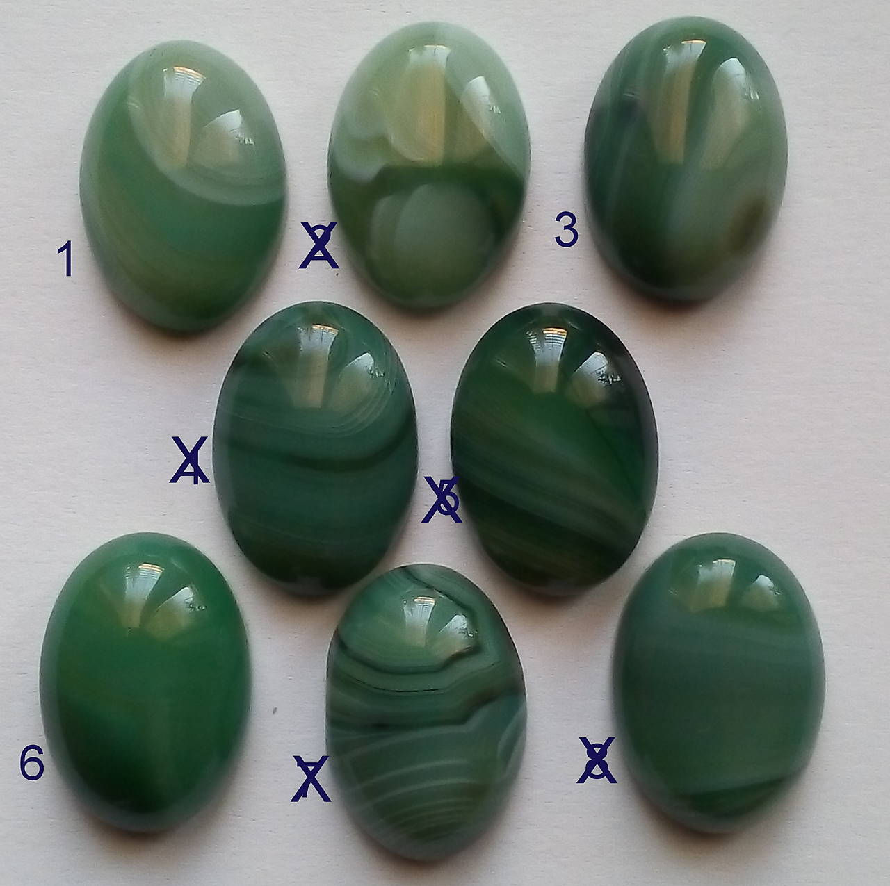 Achát kabošon 18x13mm-1ks (zelená)