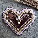 Srdcomilka čokoládová- brošňa v tvare srdca