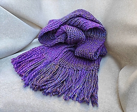 Šály a nákrčníky - Ručne pletený šál (fialový melírovaný) - 12952286_