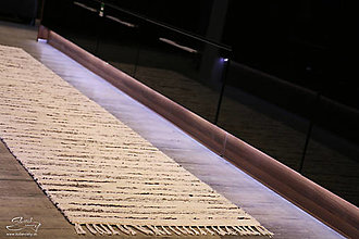 Úžitkový textil - Ručne tkaný koberec KOBERČEKY SLUŠŇÁK 125 cm šírka hnedý - 12961114_