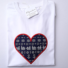 Topy, tričká, tielka - Tričko so srdiečkom s čičmanským vzorom  (Pánske tričko bez textu, tmavé srdce) - 12978570_