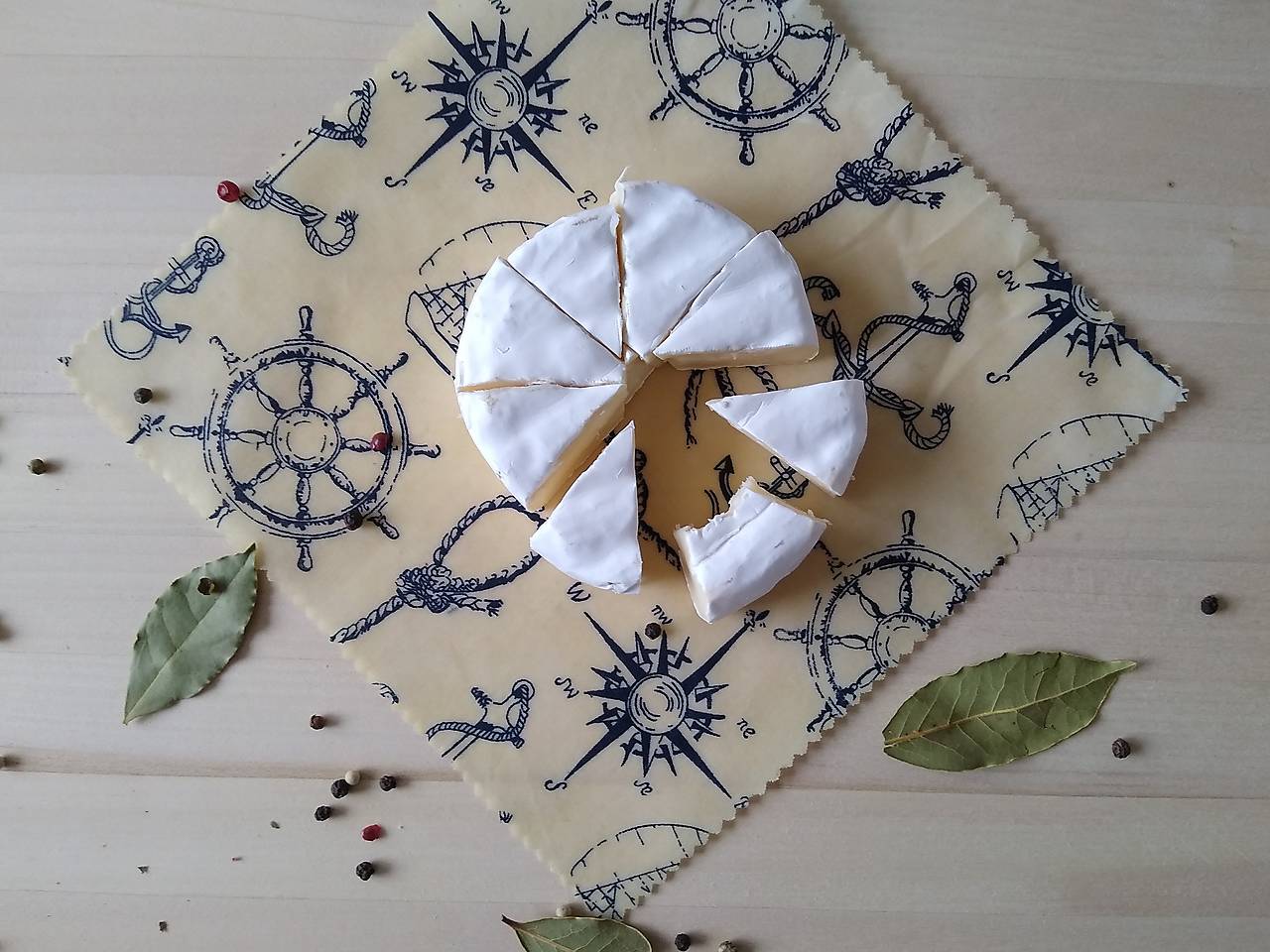 Robinson - voskobrúsok / voskovrecko