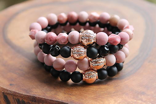 VODNÁR _Rose_BlackLUX