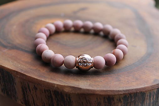 VODNÁR _Rose_BlackLUX