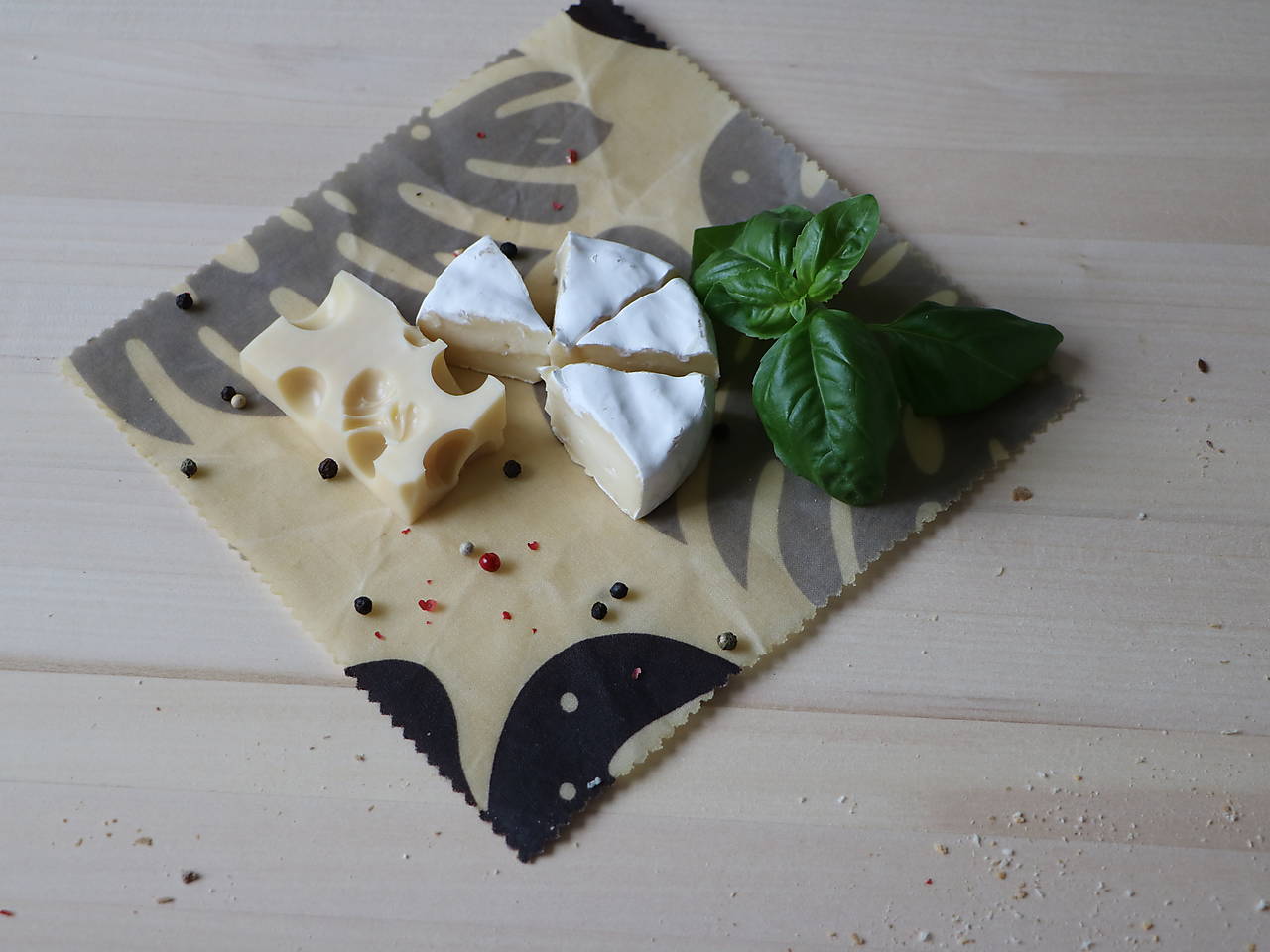 Monstera hnedá - voskobrúsok / vrecko