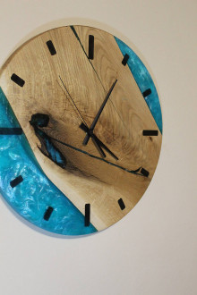 Hodiny - drevené epoxidové hodiny - 12995757_