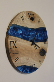 Hodiny - drevené epoxidové hodiny coral blue - 12995843_