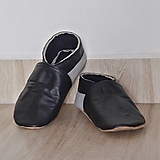 Ponožky, pančuchy, obuv - Obuv pre dospelých - kožené capačky - papuče zateplené - 13018934_