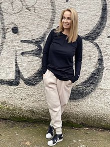 Topy, tričká, tielka - Čierne predĺžené basic tričko - 13016756_