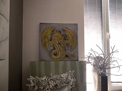 Zlatý drak  - 60 x 60 cm