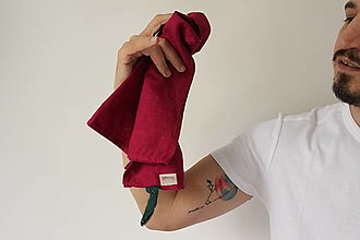 Úžitkový textil - Ľanová utierka s farebným pútkom (višňová) - 13023509_