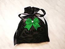 Úžitkový textil - Darčekové zamatové vrecúško čierné s mašličkou , kozmetický sáčok, vrecúško na šperky, - 13037277_